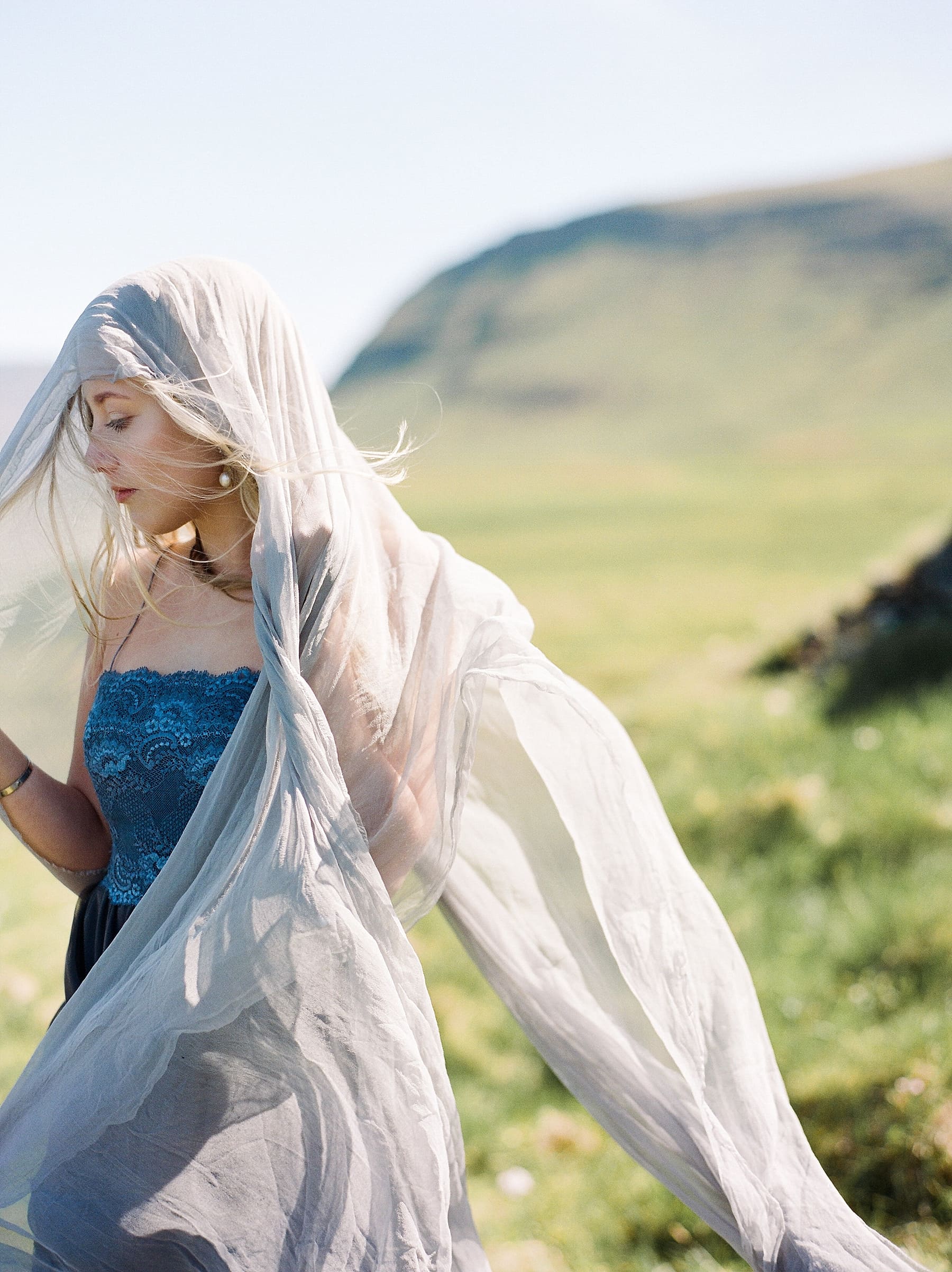 StarlingandSage_Iceland_Wedding_36