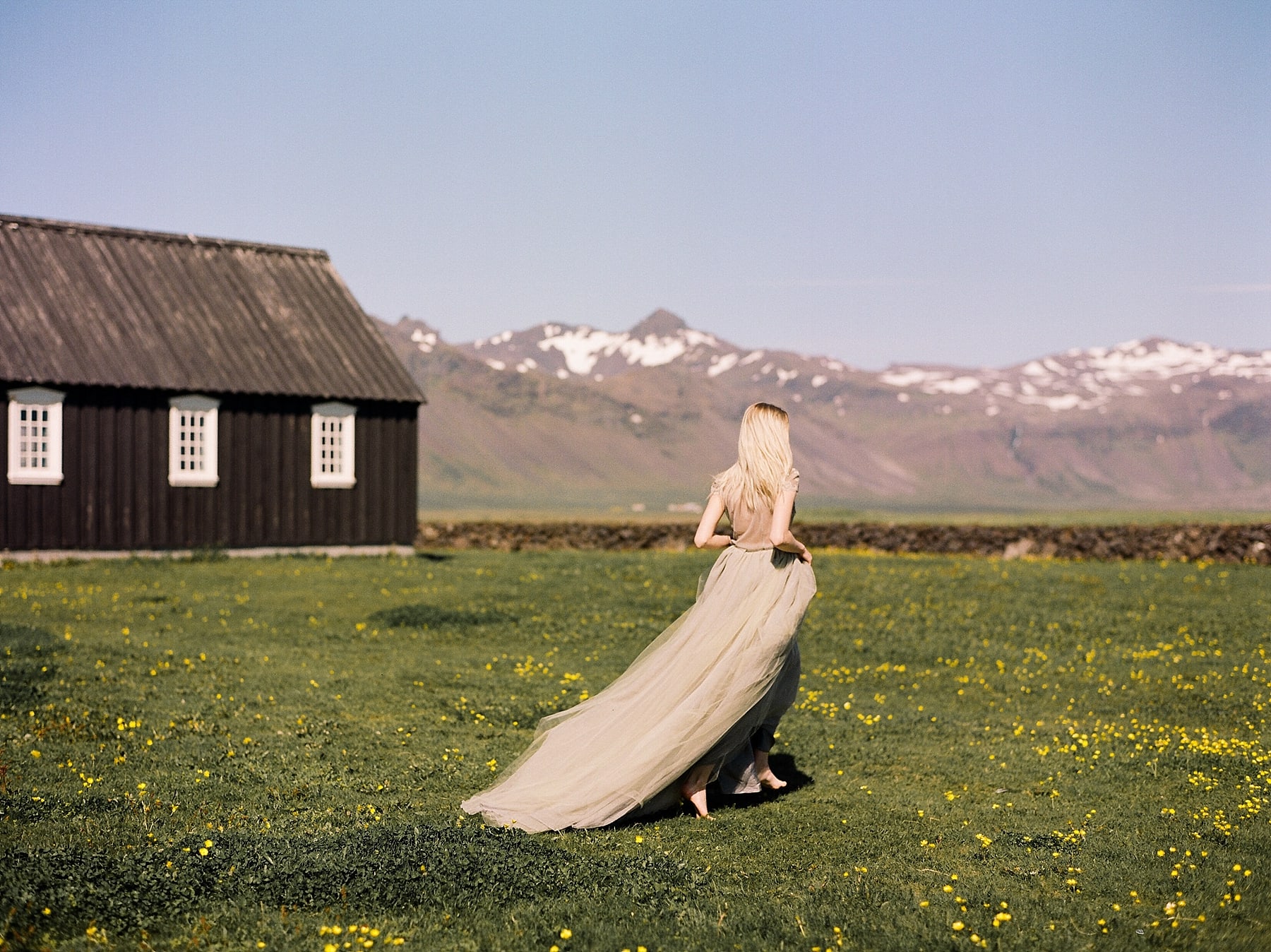StarlingandSage_Iceland_Wedding_41